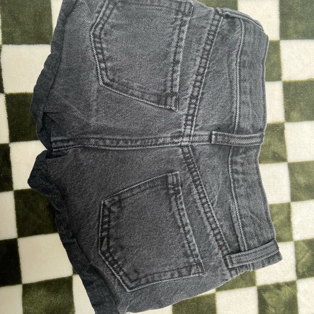 Old Navy Girls Denim Shorts Bundle - Dark Blue, Medium Blue, Light Blue, Black - Picture 6 of 16
